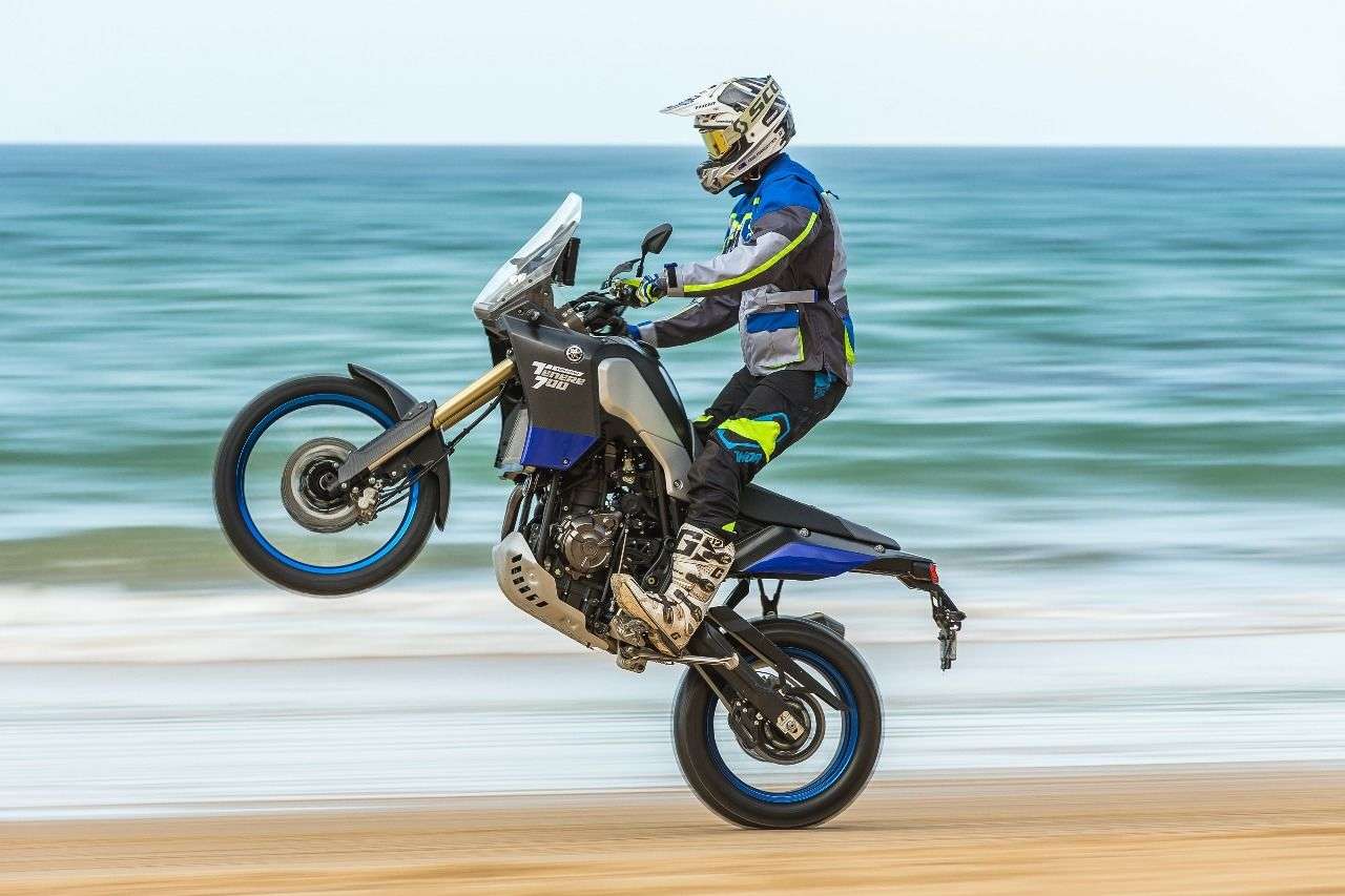Die neuen Midsize-Enduros scheinen es ernster zu meinen. 2019 sind unsere Augen vor allem auf die KTM 790 Adventure und die Yamaha Tenere 700 gerüstet.