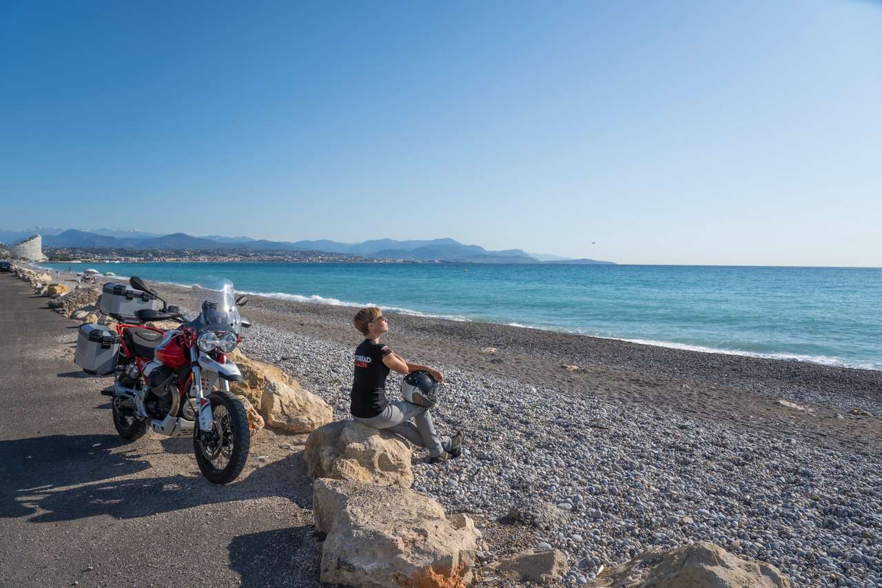Blau, blauer, Côte d’Azur – wo Himmel und Wasser ineinander übergehen ... wenn wir einmal pathetisch sein dürfen.