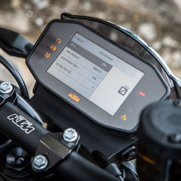 Klare, intuitive Menüführung bei KTM