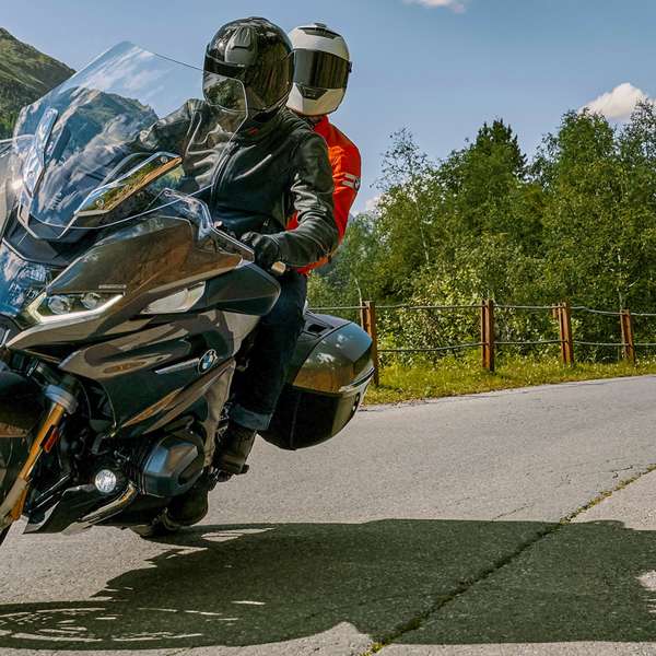 Die neue BMW R 1250 RT – noch mehr Hightech für die Reise.