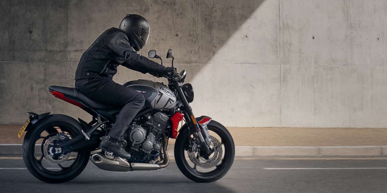 Triumph_Trident_2021_Teaser_1_von_1.jpg