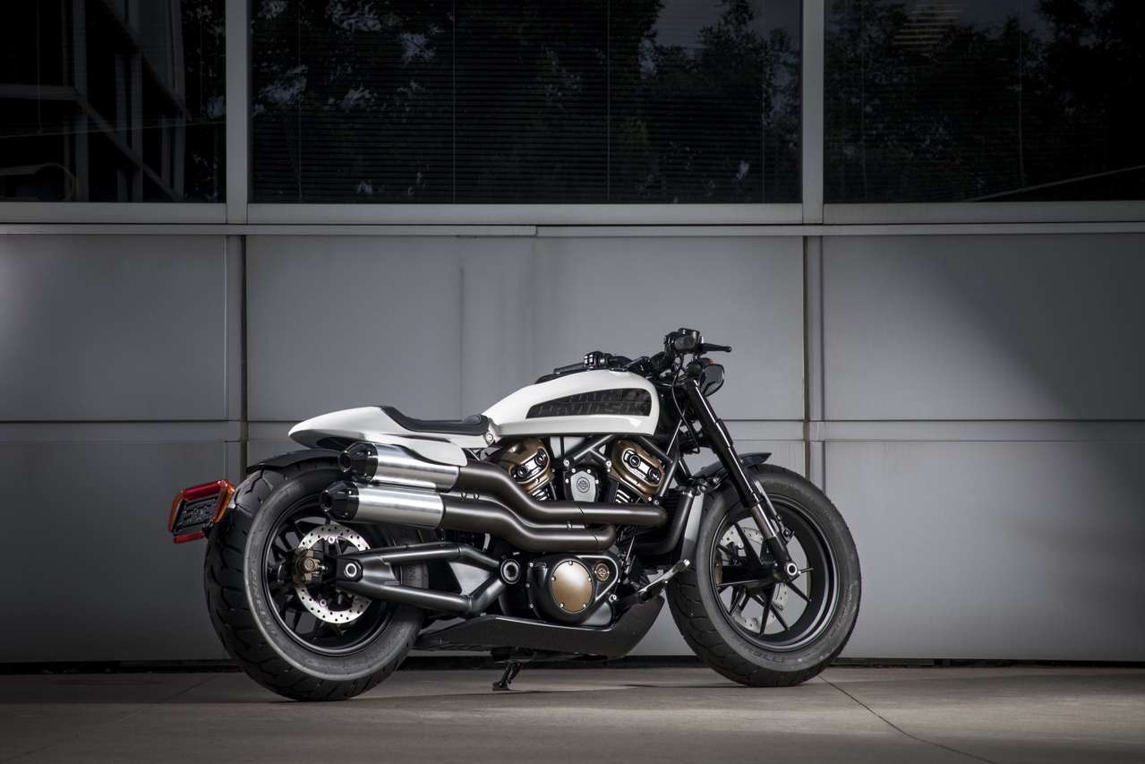 Neues Harley Modell Vor Enthullung 1250 Powercruiser Kommt Noch 2021
