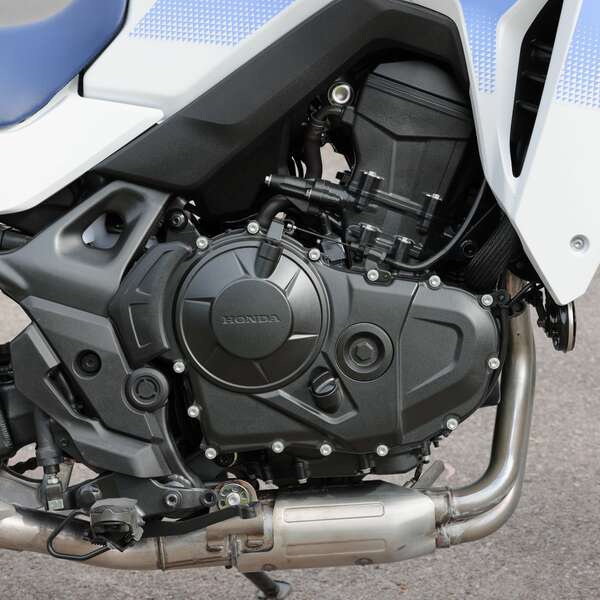 Neuer Reihenzweizylinder: 755 Kubik, 92 PS, 75 Nm