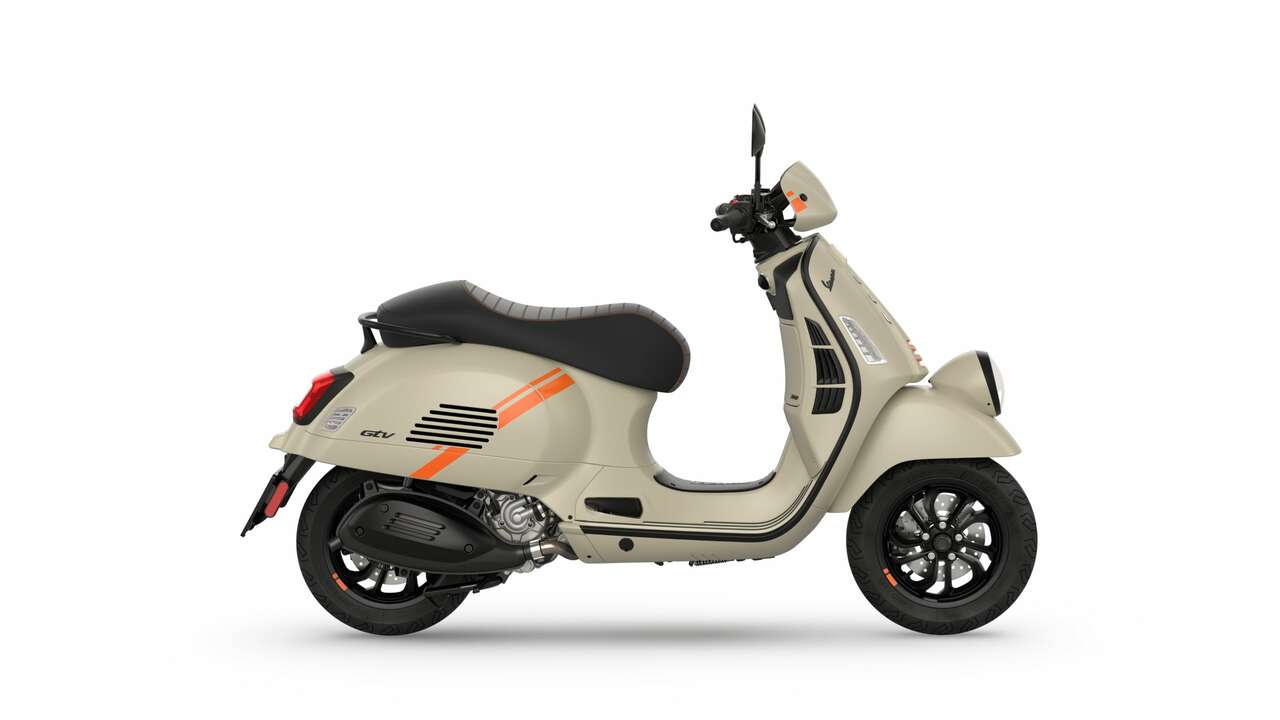 Vespa GTV Beige