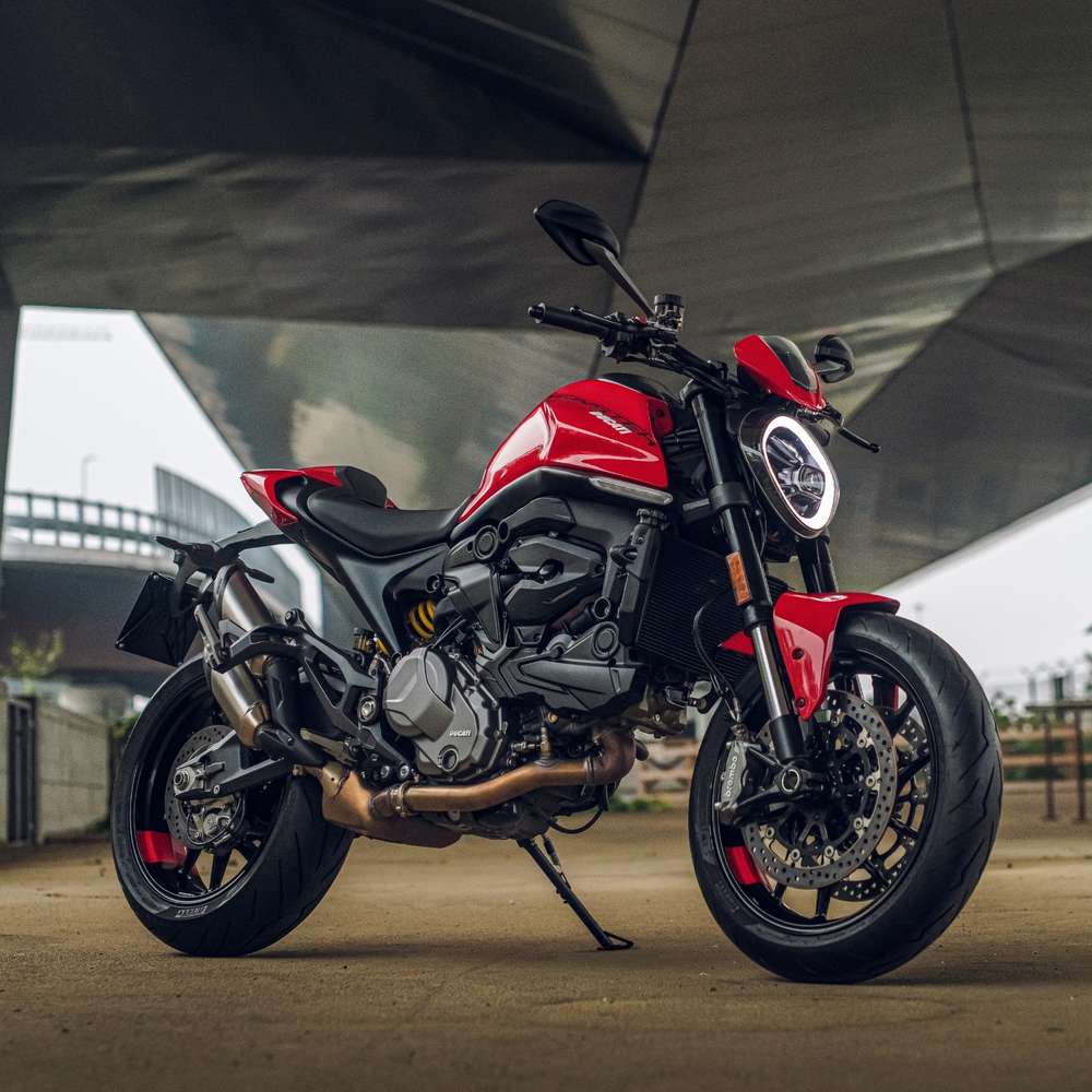 Ducati Monster 950