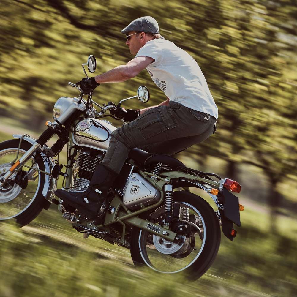 Glu auf Royal Enfield Bullet Trials 500