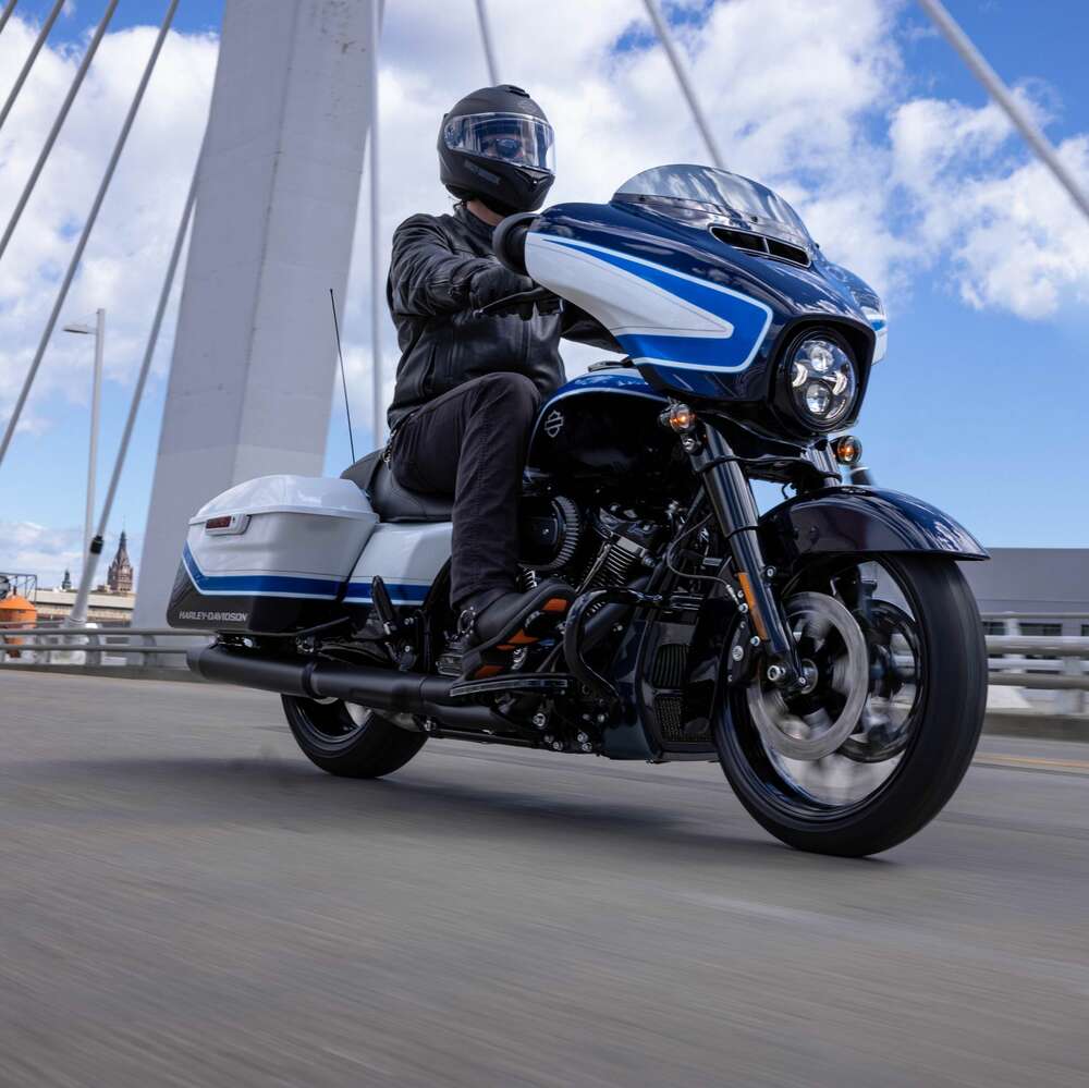 Harley-Davidson Street Glide Special