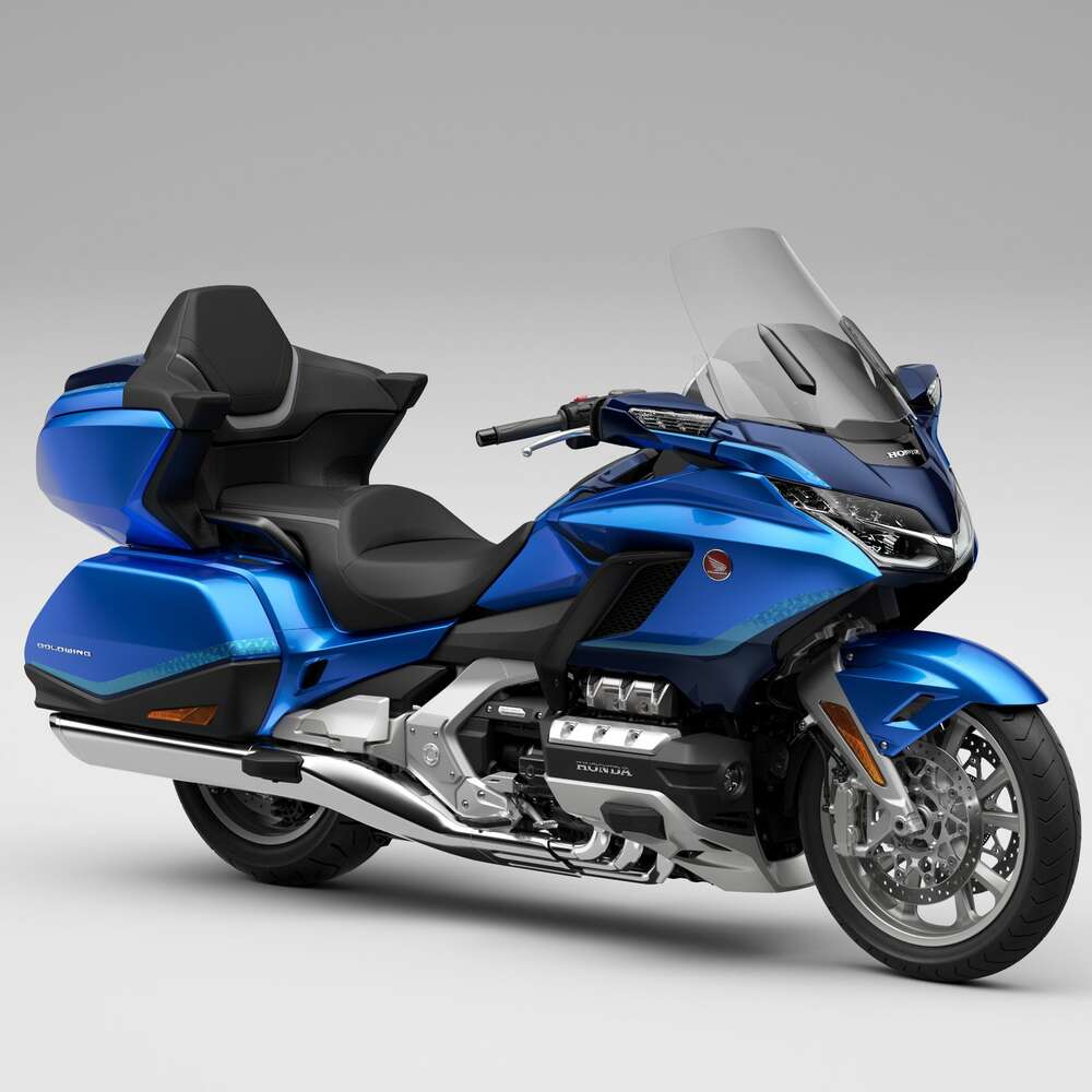 Honda Gold Wing Tour Modelljahr 2022 stehend in Blau von links nach rechts 