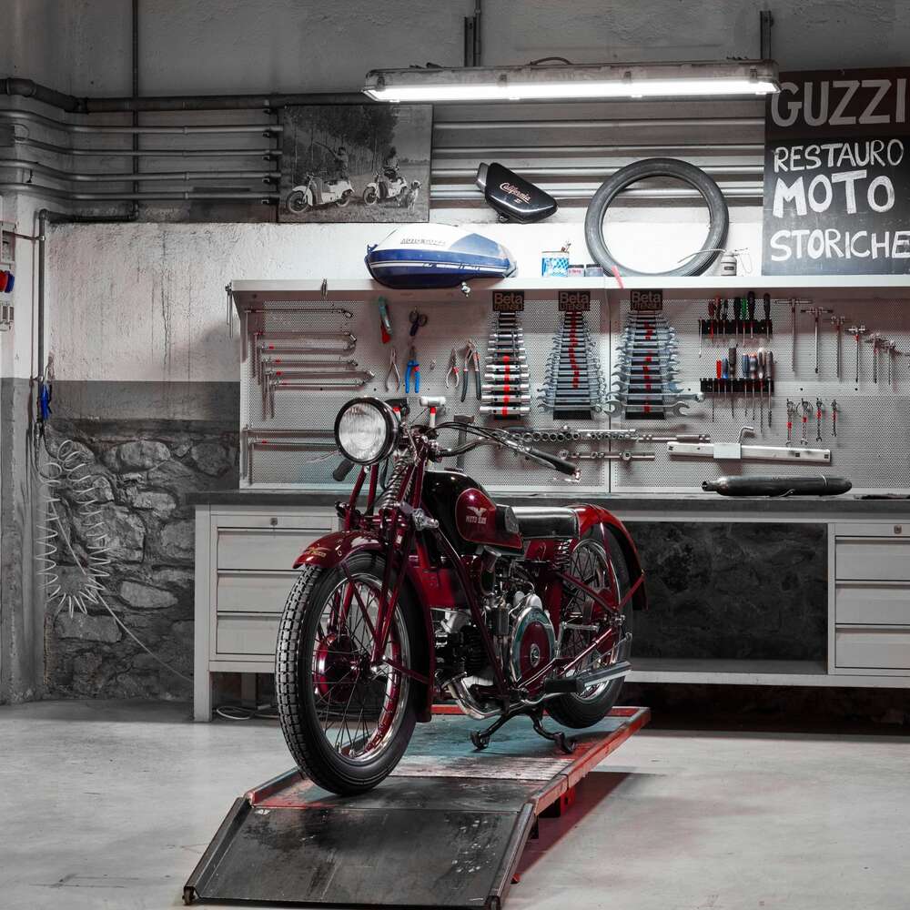 Moto Guzzi Klassiker im neuen Museum von Mandello del Lario