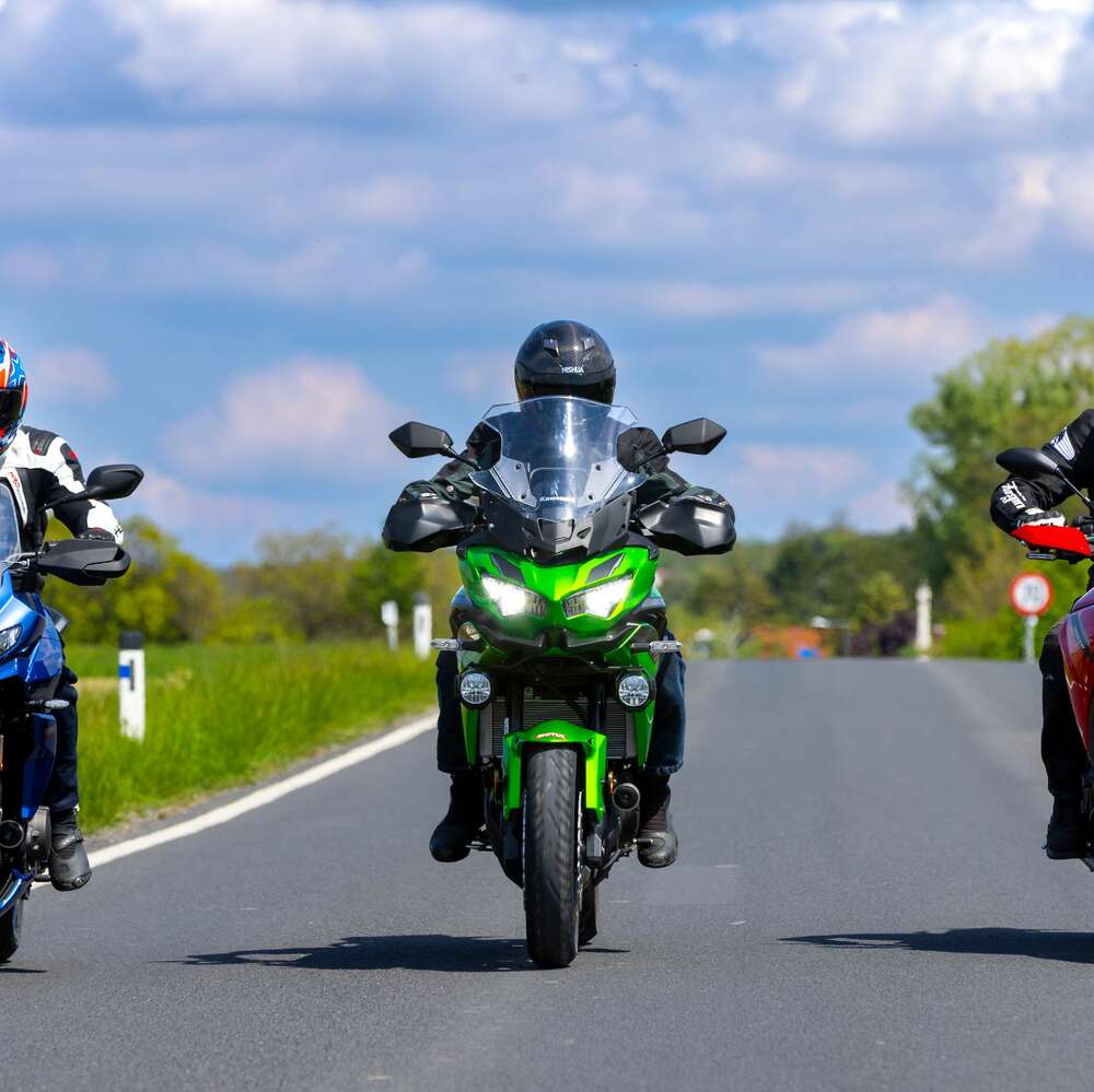 Triumph Tiger Sport 660, Kawasaki Versys 650, Yamaha Tracer 7