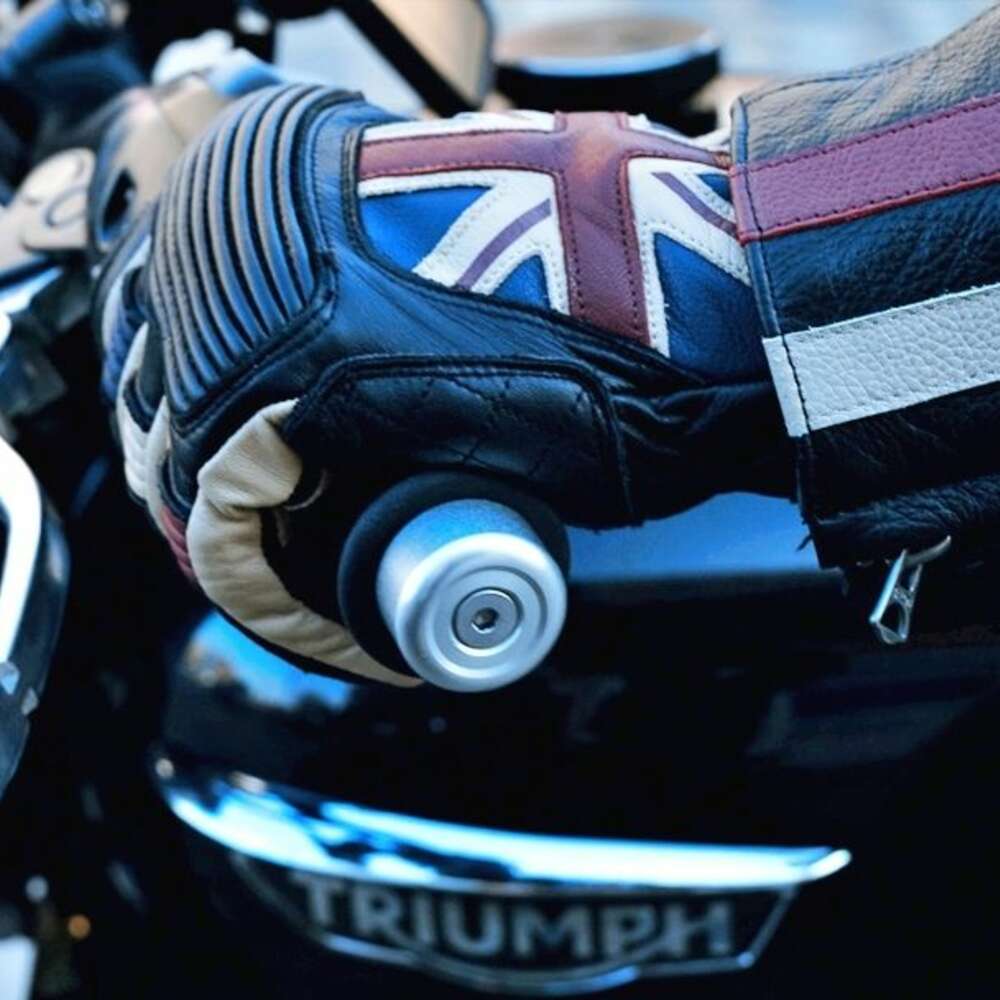 Triumph Onlineshop Bekleidung