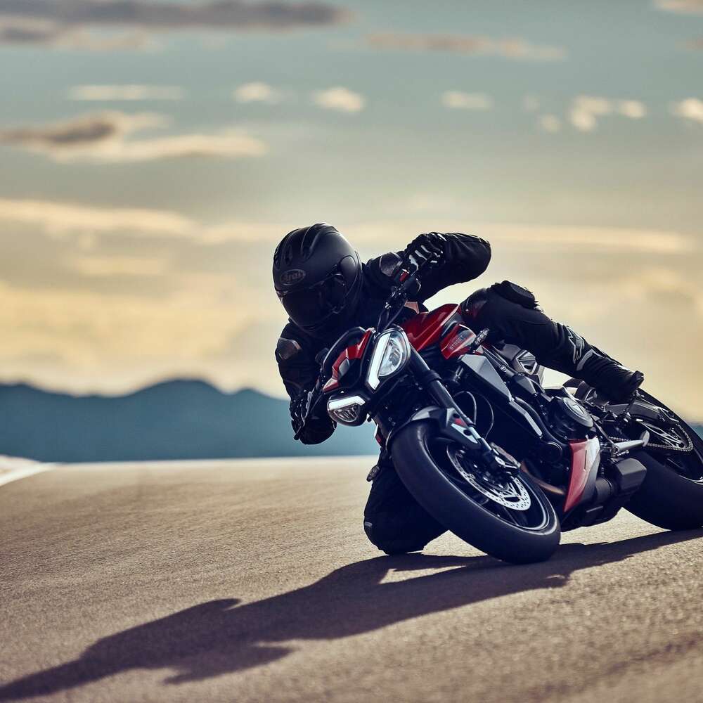 Triumph Street Triple 765 RS auf der Rennstrecke
