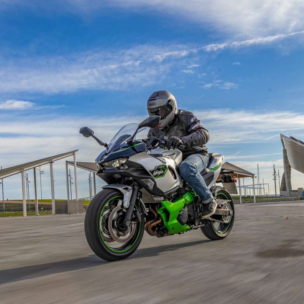 Kawasaki Ninja 7 Hybrid 4 Jahre Garantie