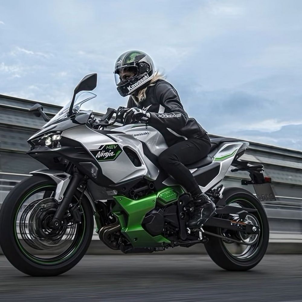 Kawasaki Ninja 7 HEV