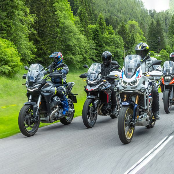 Aritkelbild zum Artikel: Midsize Reiseenduro Vergleich