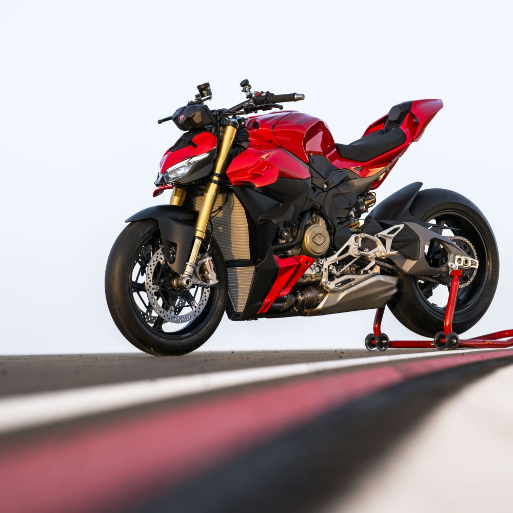 Ducati Streetfighter V4S 2025