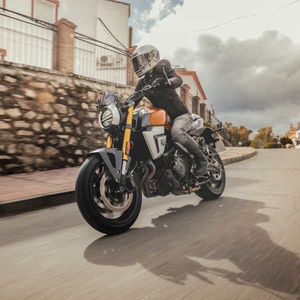 Aritkelbild zum Artikel: Neu: Suzuki GSX-8T und GSX-8TT