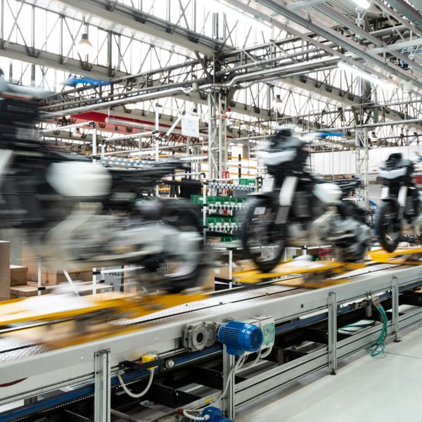 Aritkelbild zum Artikel: Moto Guzzi Werk in Mandello