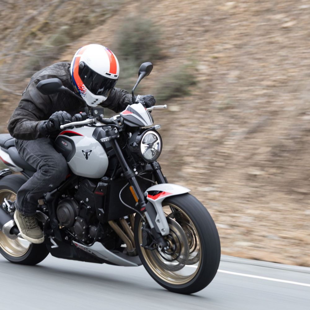 Triumph Trident 800 Test