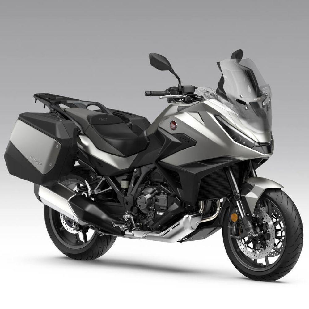 Honda NT1100 Modelljahr 2027 in der neuen Farbe Silber