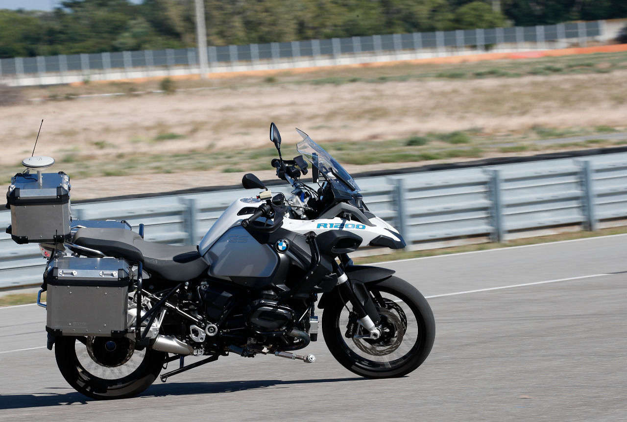BMW R 1200 GS Prototyp fährt autonom
