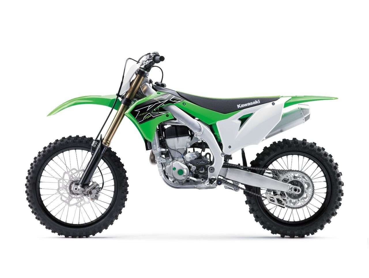 Neu bei der Kawasaki KX450 2019: E-Starter, eine hydraulische Kupplung und eine 49 mm-Upside-Down-Gabel mit mechanischer Feder von Showa.