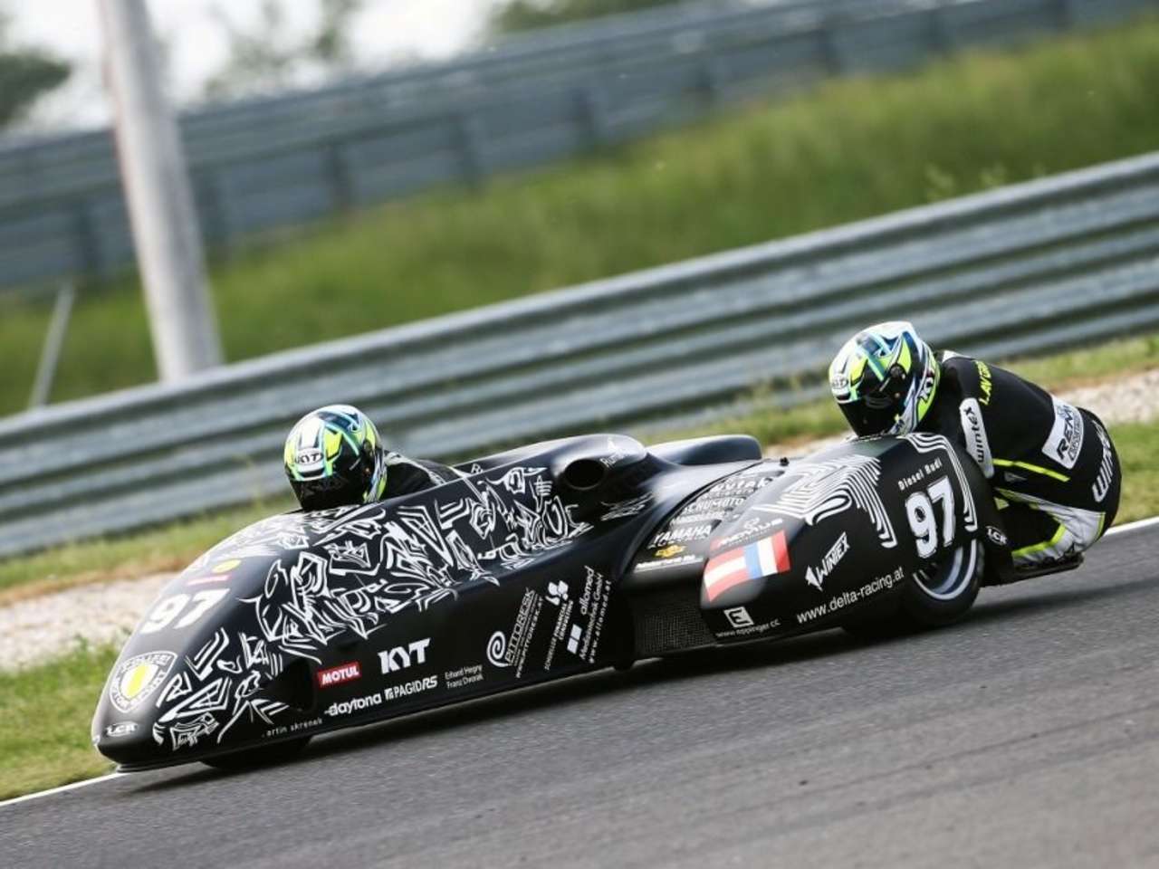 Erstes Training für die Tourist Trophy am Montag, 28. Mai um 19.55 Uhr.