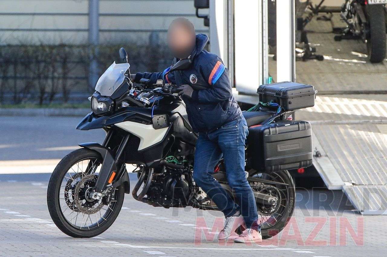 Prototyp der BMW F 900 GS.