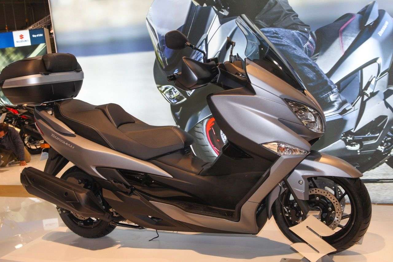 Suzuki Burgman 400.