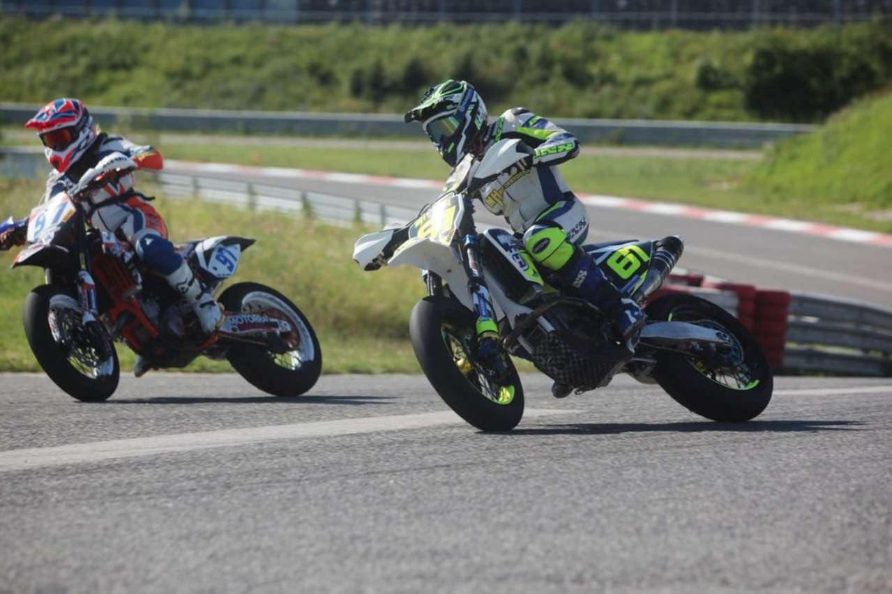 Single frauen motorrad