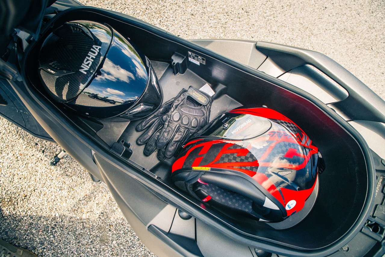 Yamaha XMAX 300