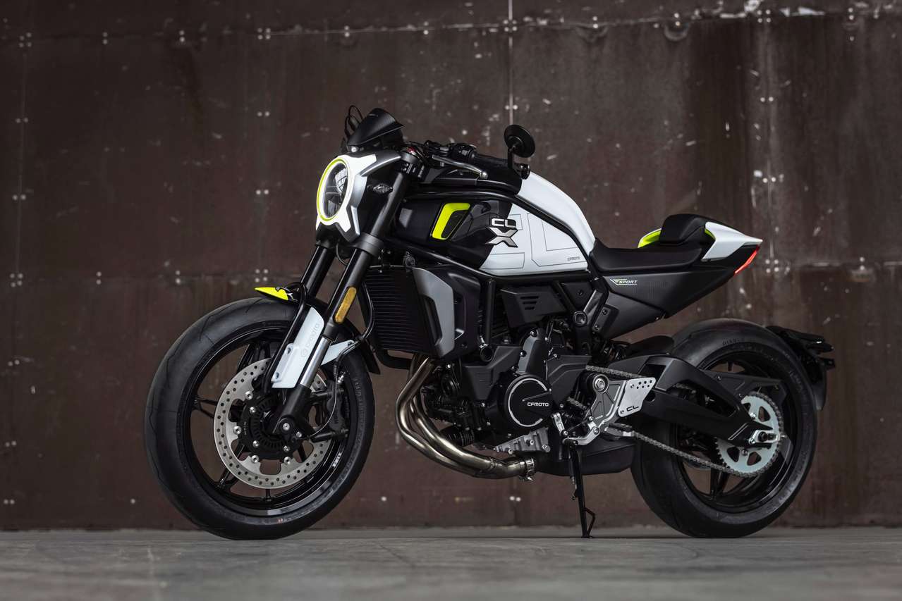 CFMOTO 700CL-X Sport