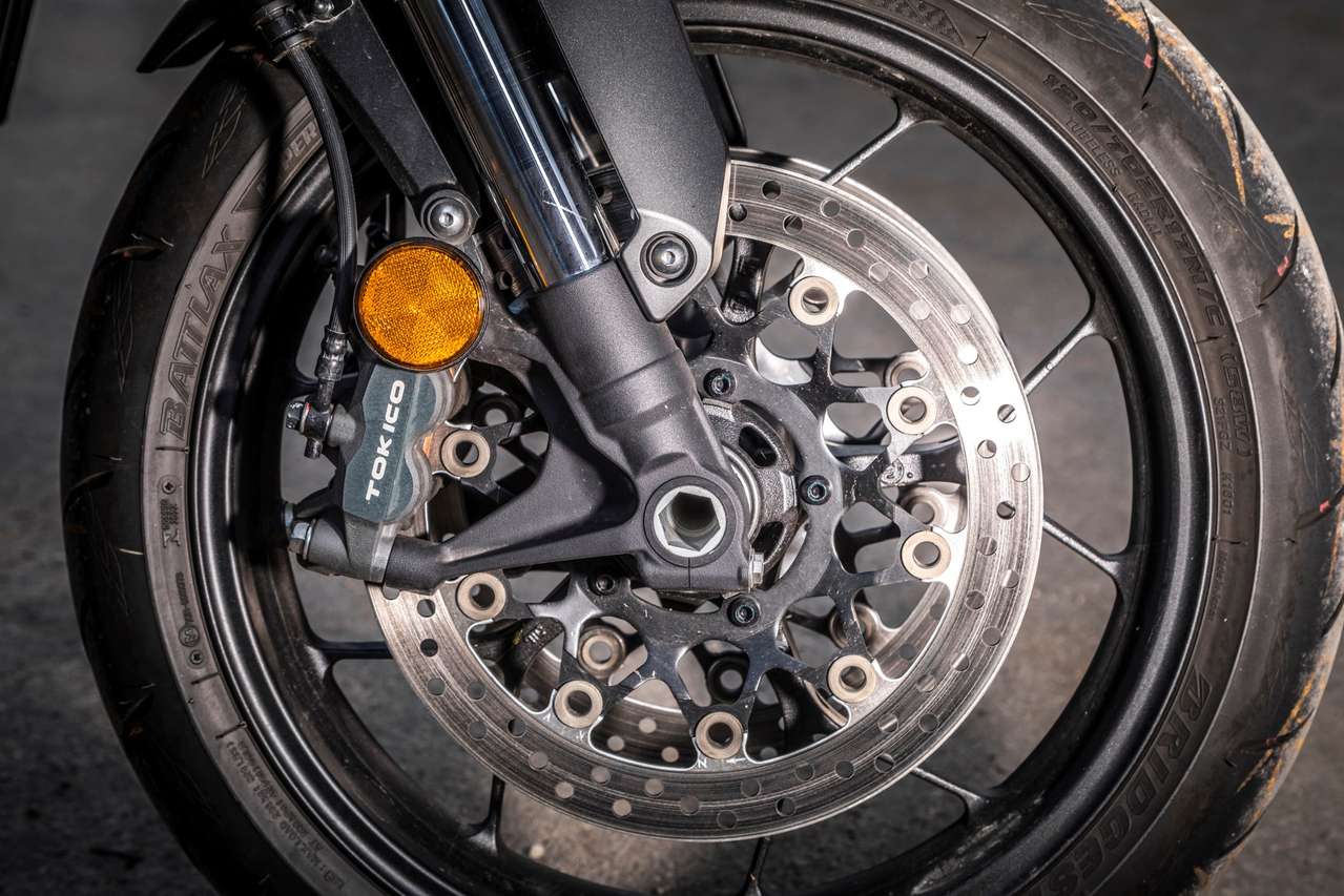 Defensivere ABS-Abstimmung an der CB1000R