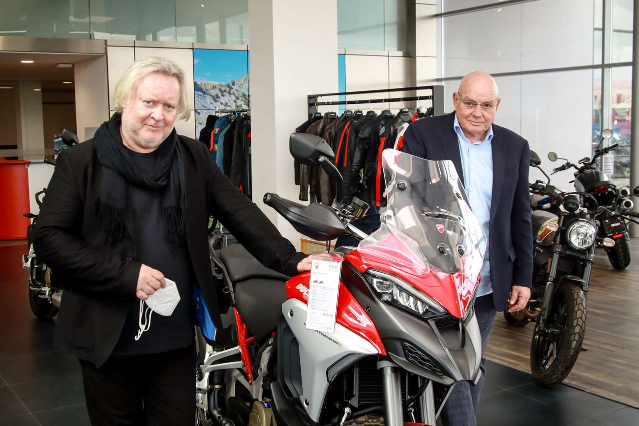 Prominente Unterstützer. Die Schauspieler Gregor Seberg und Wolfgang Böck.