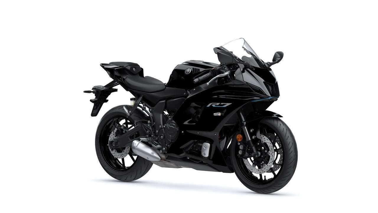 R7 Yamaha Black