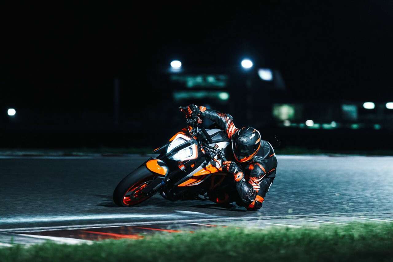 KTM 1290 Super Duke R 2022