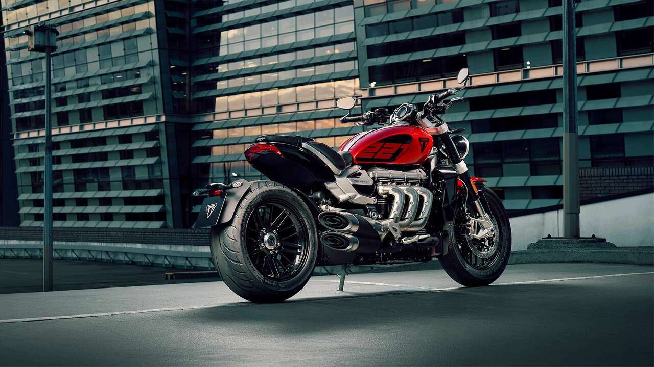 Triumph Rocket III R 221