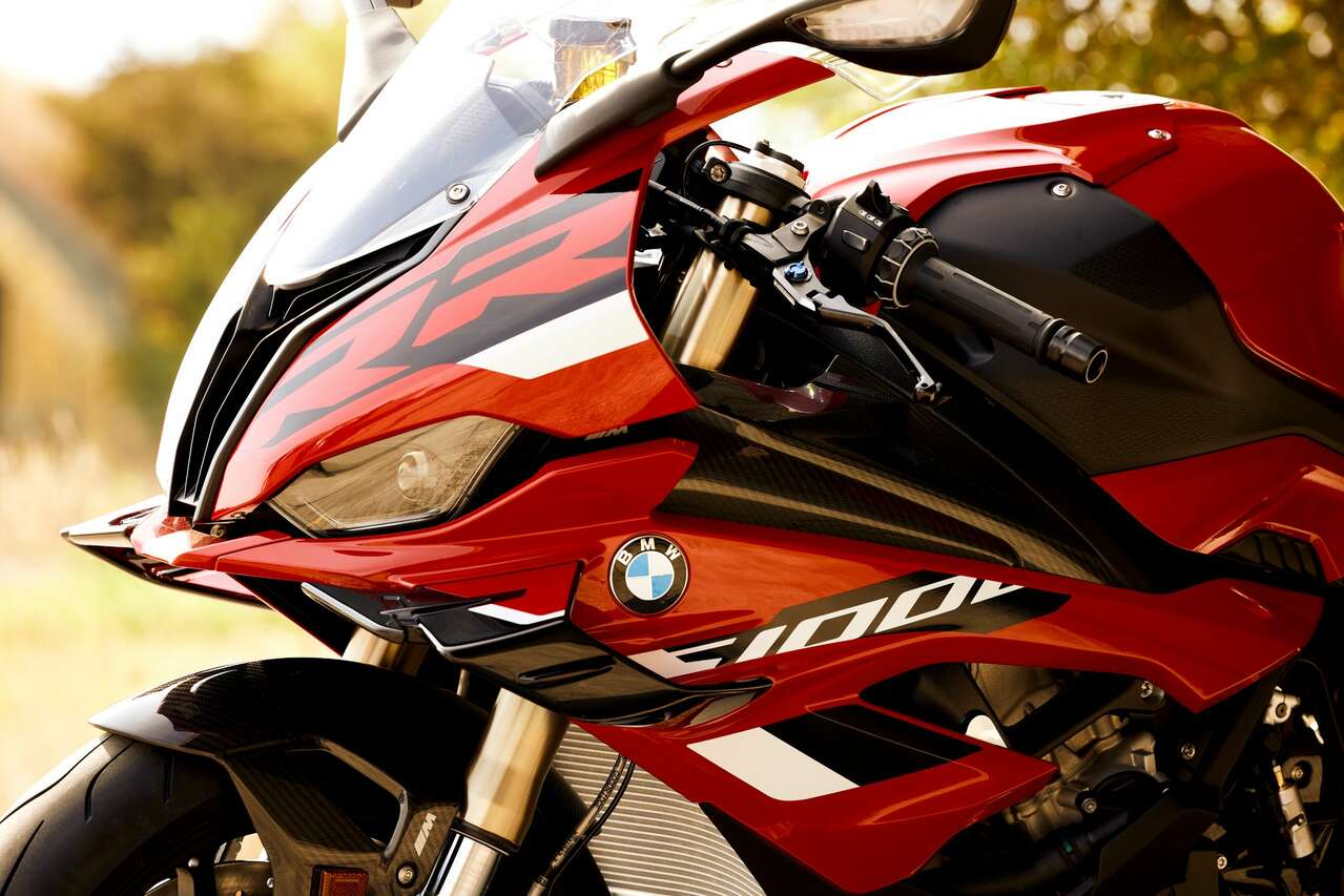 BMW S 1000 RR 2023 jetzt mit Winglets serienmäßig