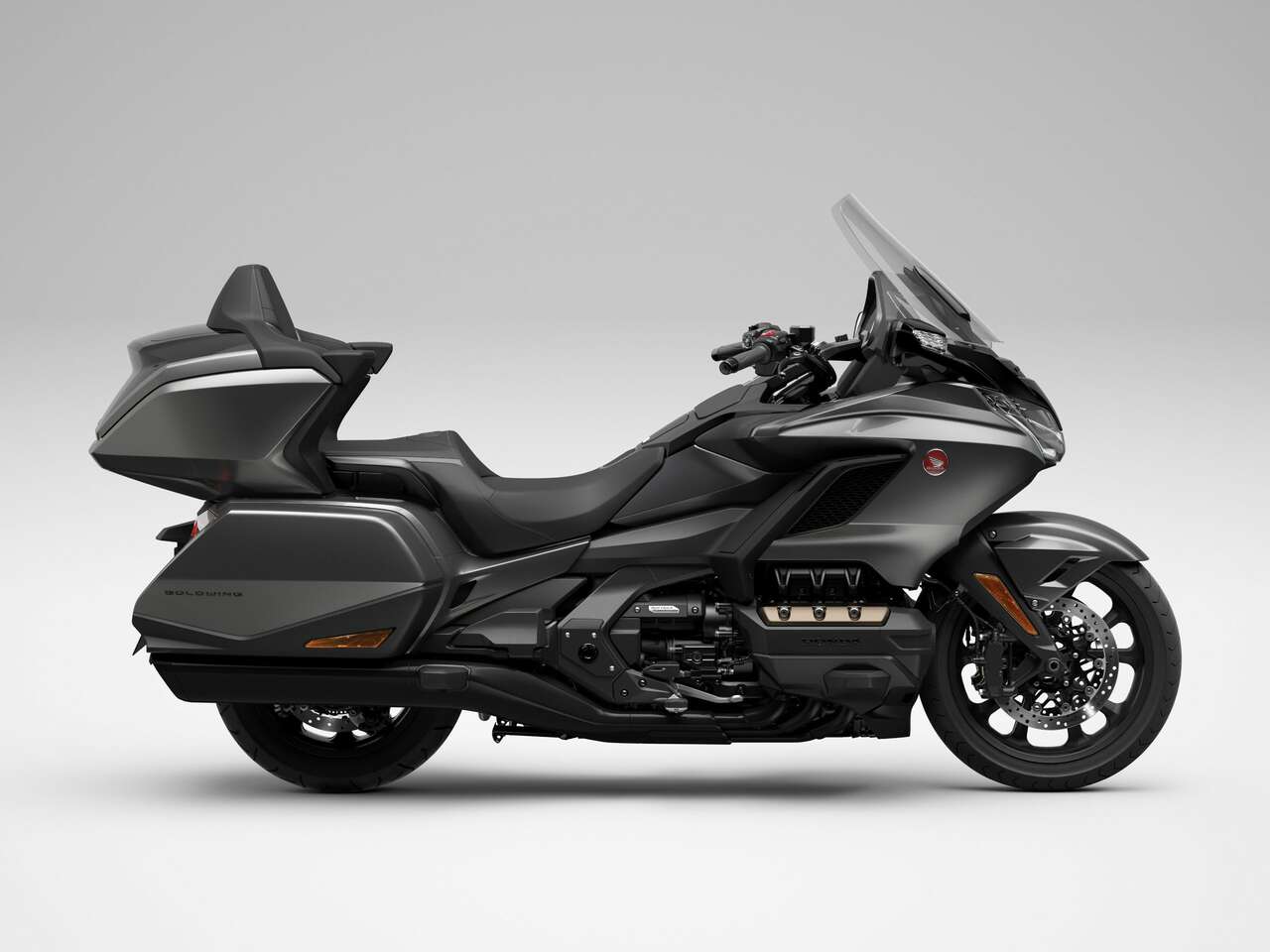 Gl1800 gold wing price outlet