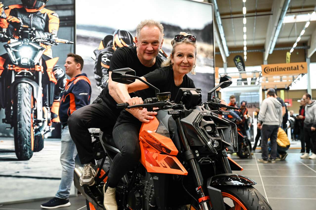 Karin Munk, Generalsekretärin der Arge2Rad und Mag. Robert Schneider, Direktor der Messe Wels