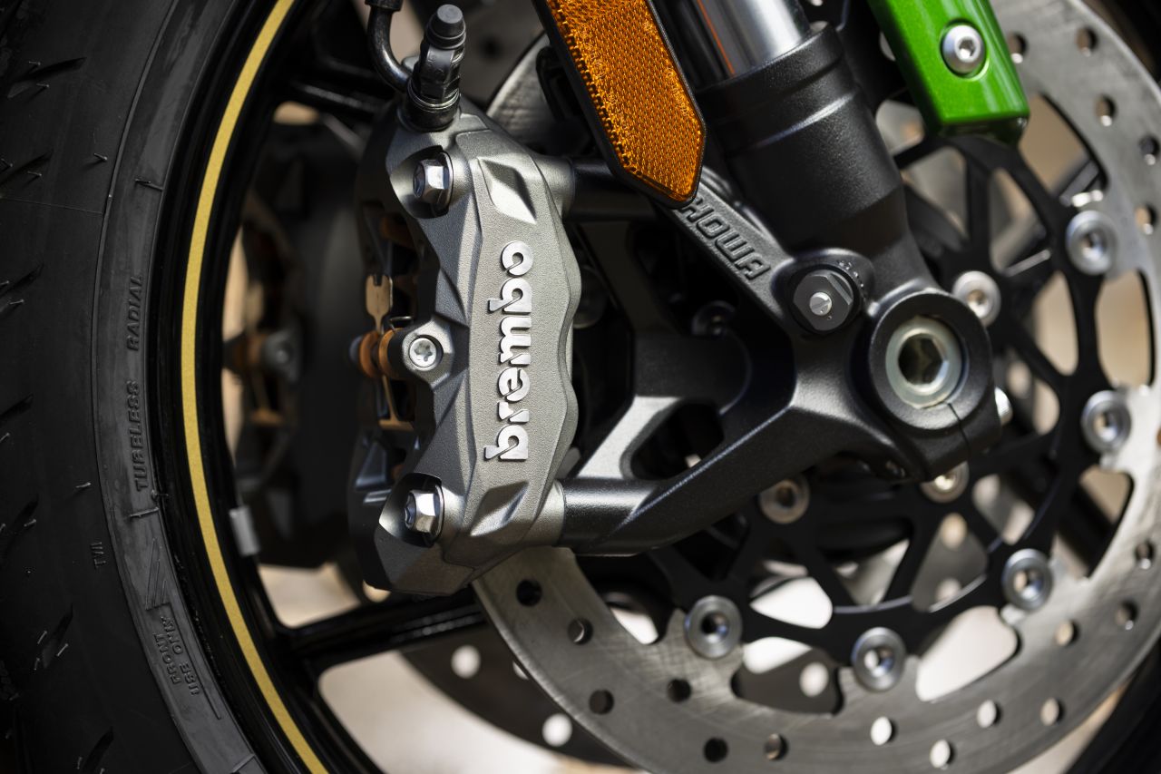 wie die Brembo M4.32 Bremse...
