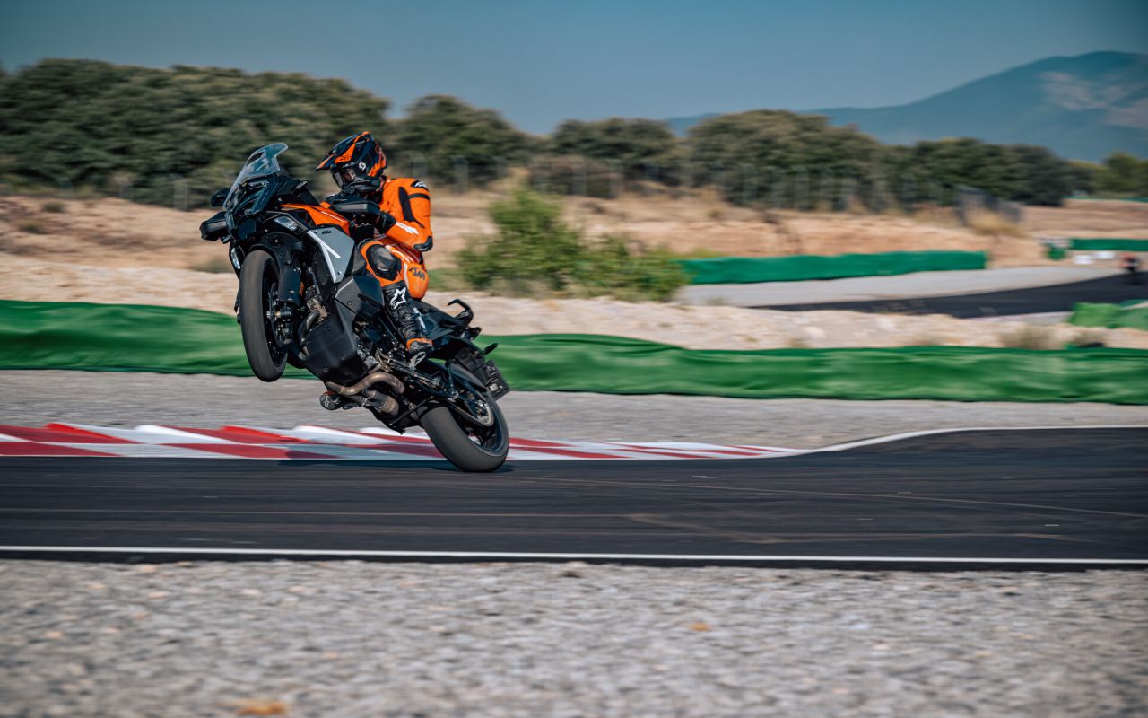 KTM 1390 Super Adventure S Evo; Foto: R. Schedl