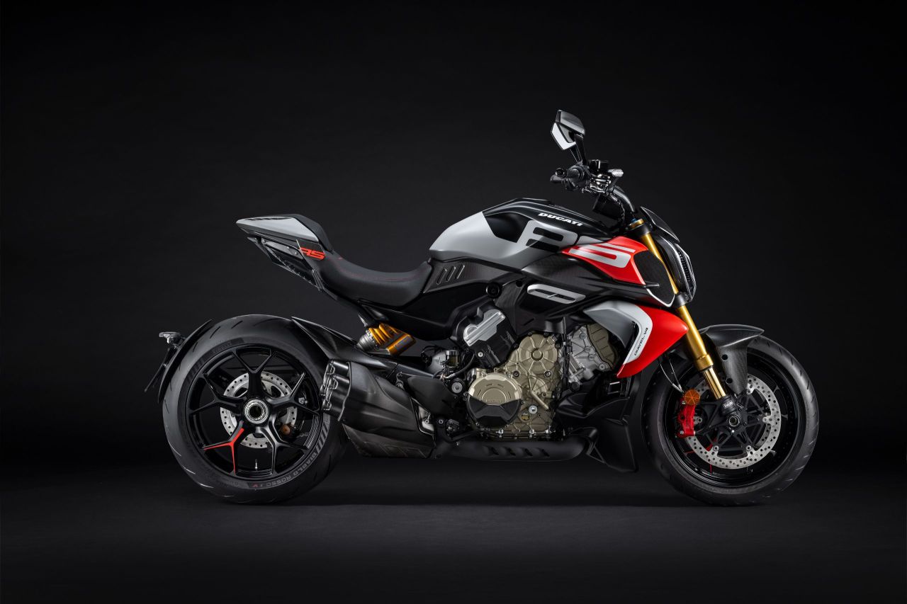Ducati Diavel V4 RS 2026