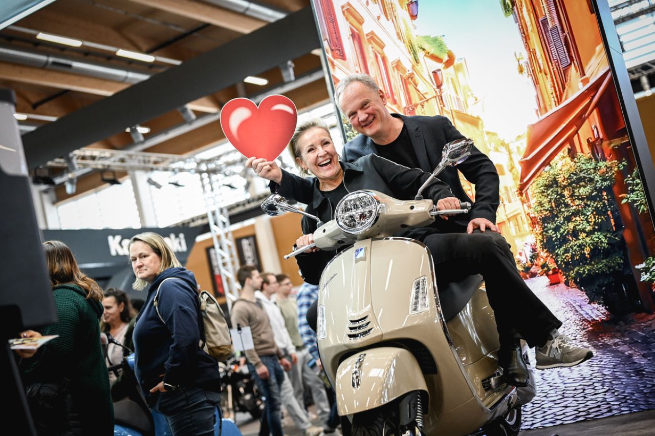 Große Freude an der vierten Auflage: Arge2Rad-Generalsekretärin Karin Munk und Messechef Robert Schneider