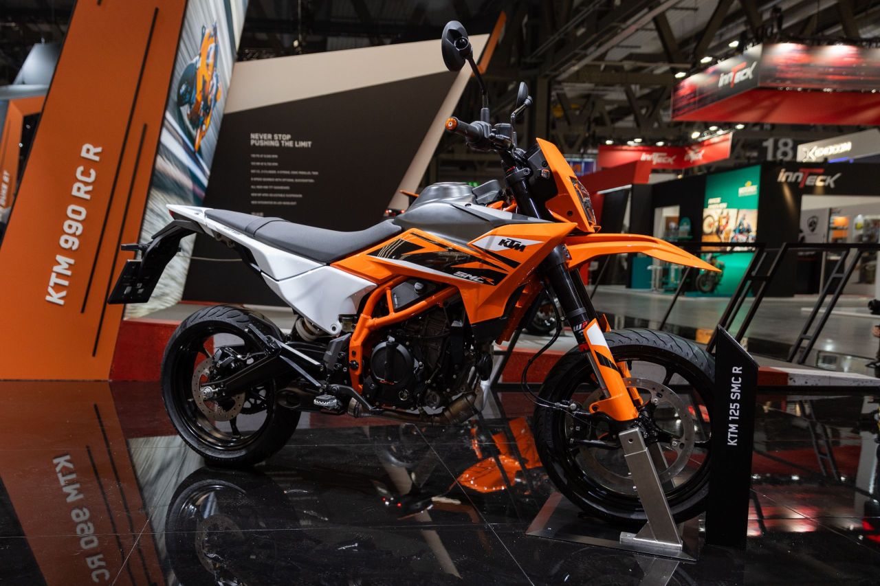 Auch KTM 125 SMC R und ...